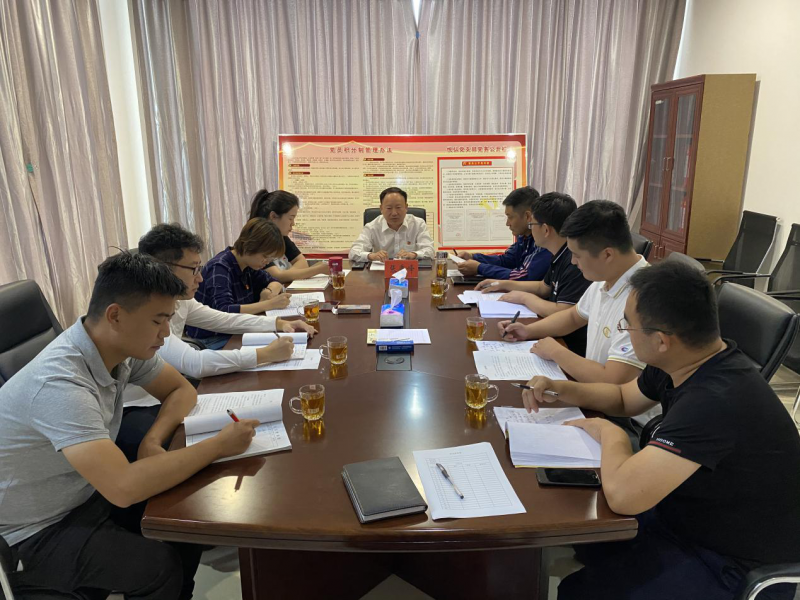 保勢頭、防風險、穩(wěn)發(fā)展 從更高層次、長遠角度去謀劃部署 ---弘義集團黨委書記、董事長張秀峰一行 到悅弘公司檢查指導工作